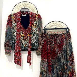 Alice+Olivia set of top and midi skirt